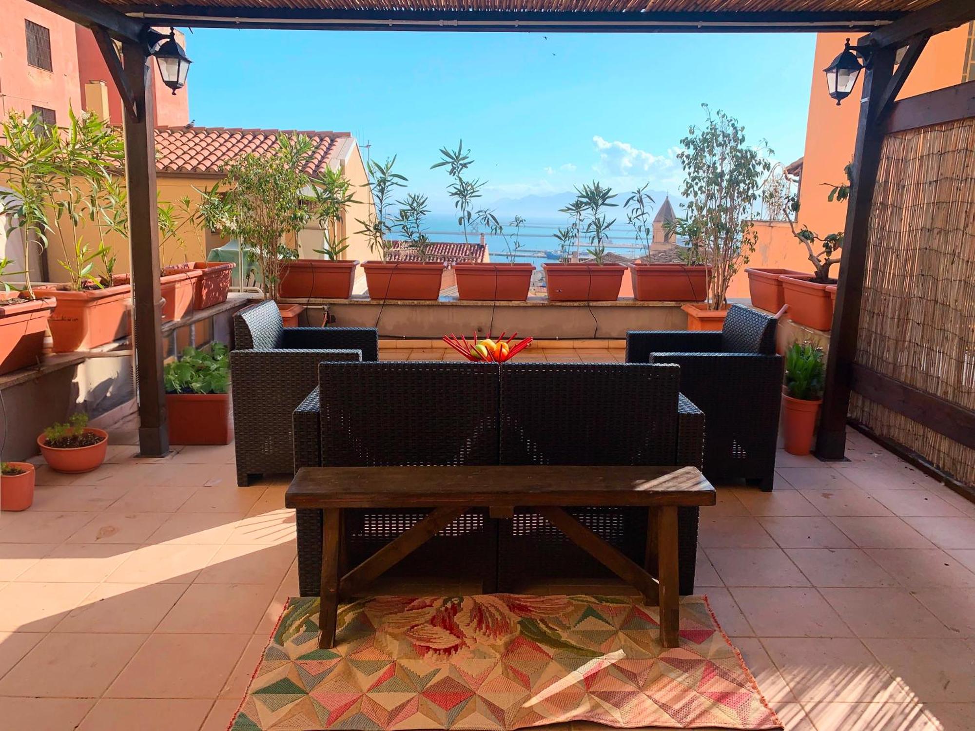 Apartmán Oasi Urbana Con Terrazza E Vista Cagliari Exteriér fotografie