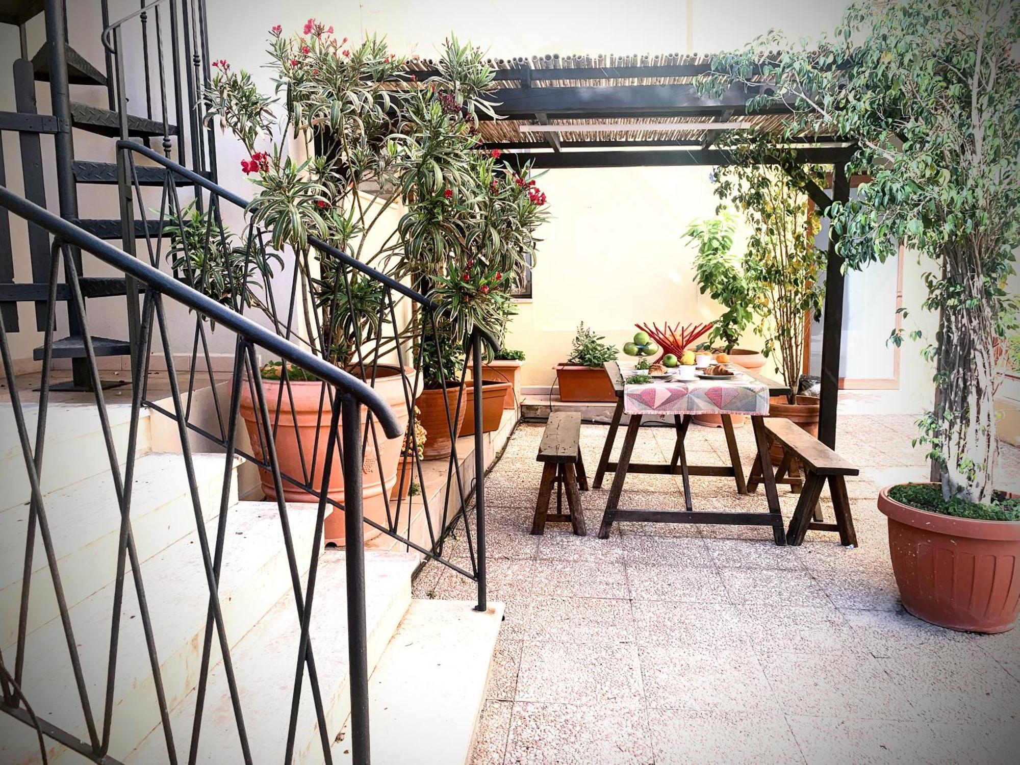 Apartmán Oasi Urbana Con Terrazza E Vista Cagliari Exteriér fotografie