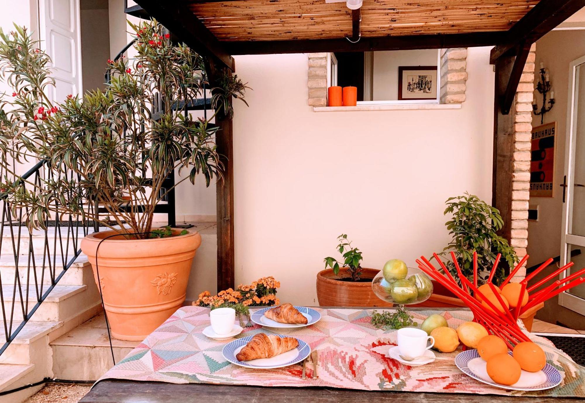 Apartmán Oasi Urbana Con Terrazza E Vista Cagliari Exteriér fotografie